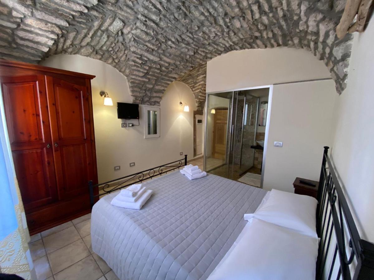 Отель La Vecchia Torre Боса Экстерьер фото