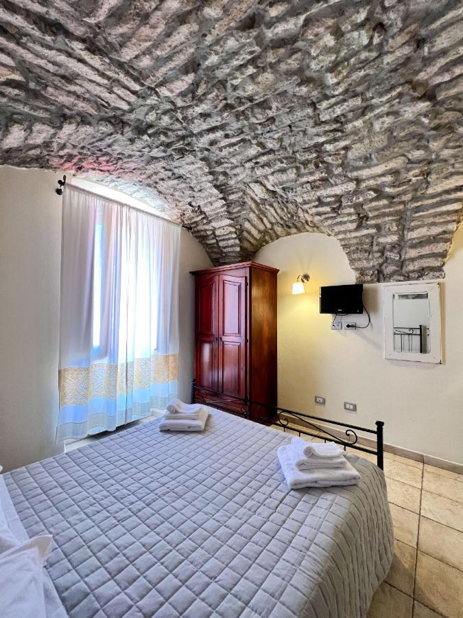 Отель La Vecchia Torre Боса Экстерьер фото